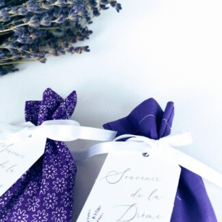 Sachet de lavande - tissu à définir - ruban blanc - étiquette papier premium